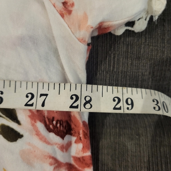 Heart Hips Floral Kimono Cardigan - Picture 6 of 6